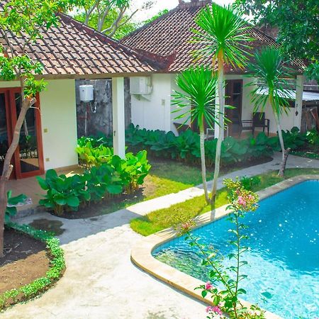 Ocean Sun Homestay Tulamben Екстериор снимка